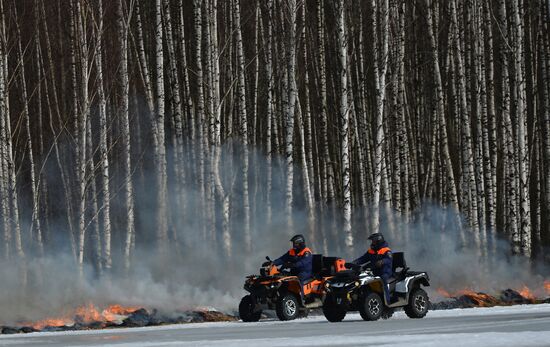 EMERCOM holds wildfire response drills