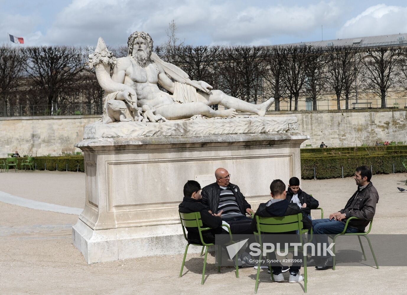 Cities of the world. Paris