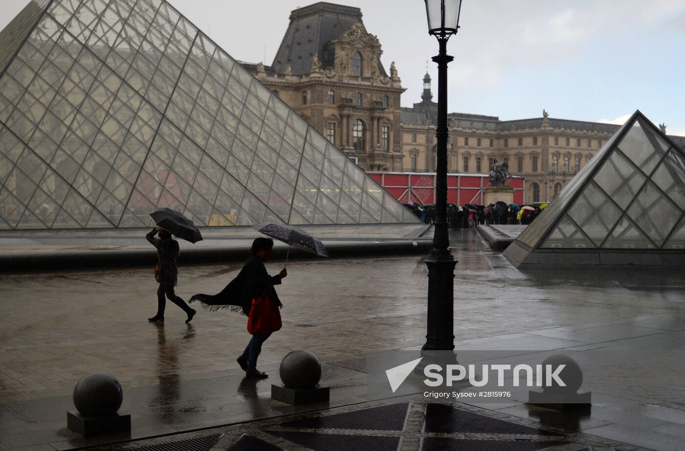 Cities of the world. Paris