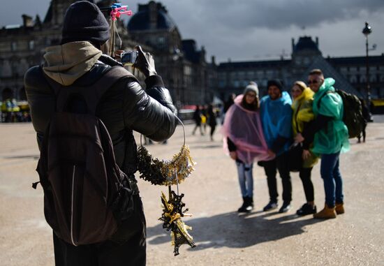 Cities of the world. Paris
