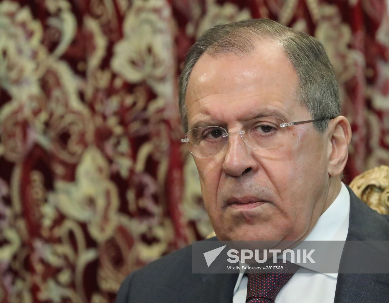 Foreign Minister Sergey Lavrov meets with Future Movement party leader Saad Hariri