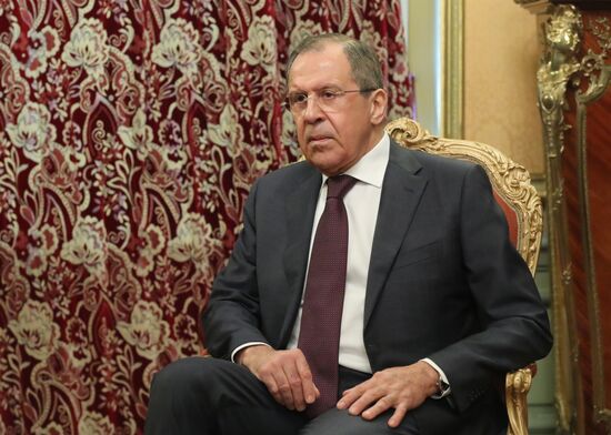 Foreign Minister Sergey Lavrov meets with Future Movement party leader Saad Hariri