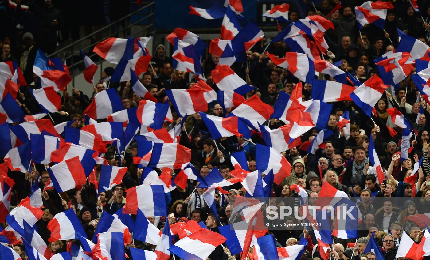 Football. Russia vs. France friendly match