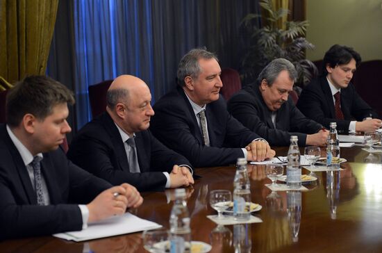 Deputy Prime Minister Rogozin meets with Ivica Dačić, First Deputy Prime Minister of Serbia