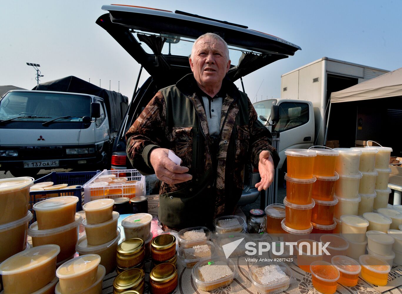 Food market in Vladivostok's central square