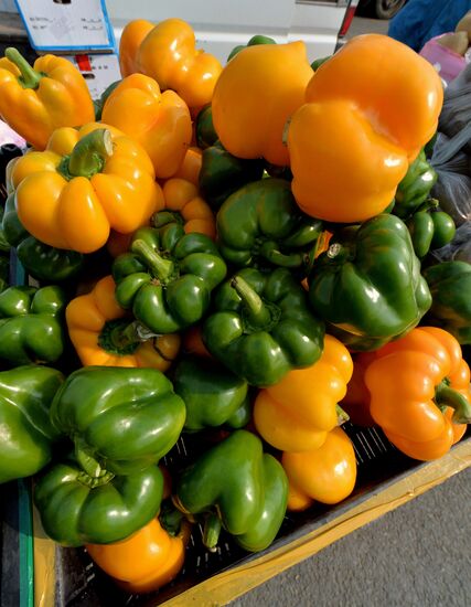 Food market in Vladivostok's central square