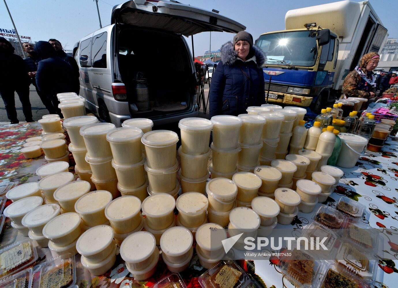 Food market in Vladivostok's central square