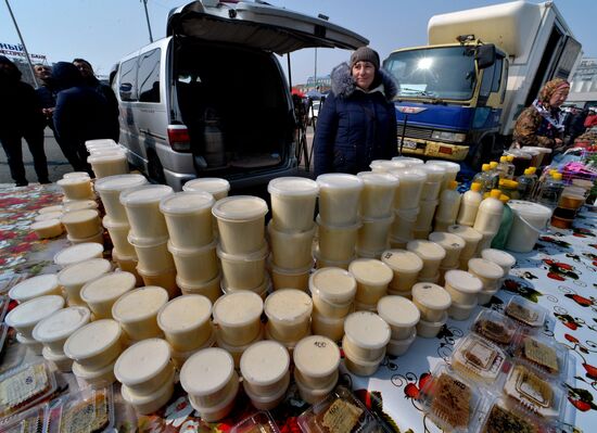 Food market in Vladivostok's central square