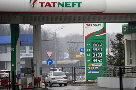 Russia to raise excise tax rates on motor fuels from April 1