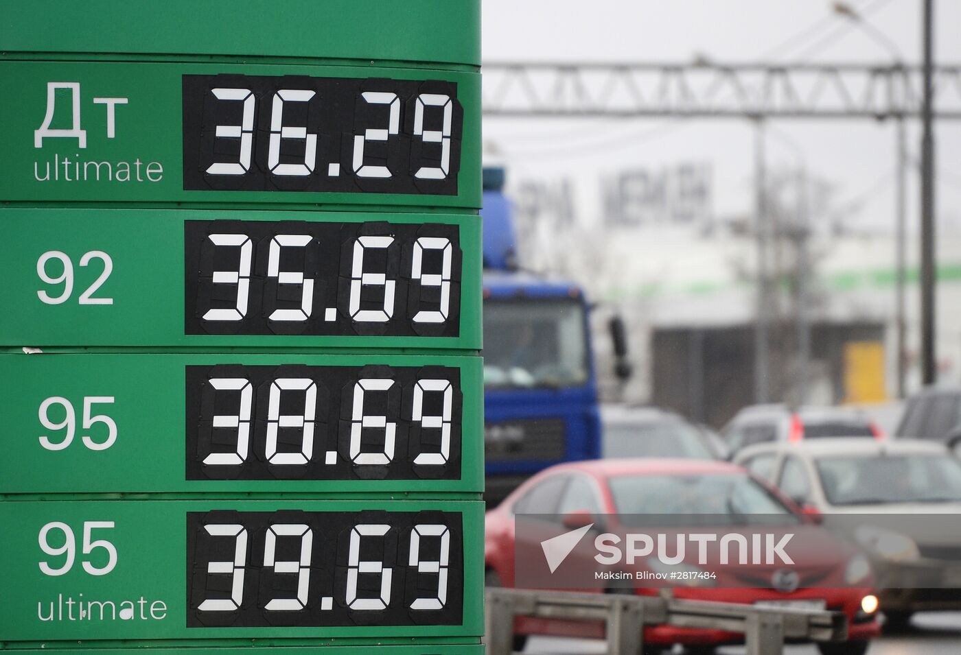 Russia to raise excise tax rates on motor fuels from April 1