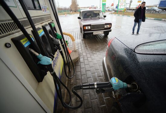 Russia to raise excise tax rates on motor fuels from April 1
