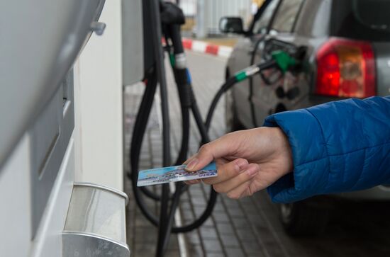 Russia to raise excise tax rates on motor fuels from April 1