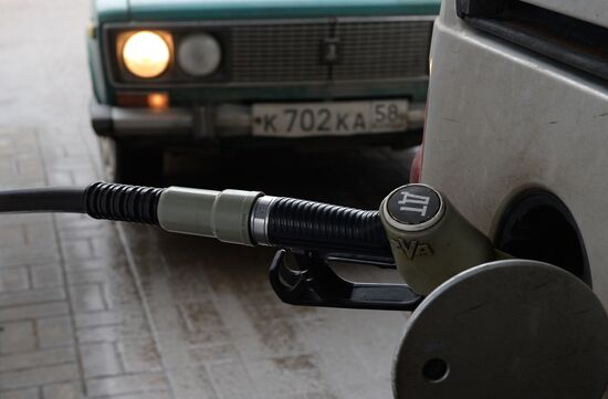 Russia to raise excise tax rates on motor fuels from April 1