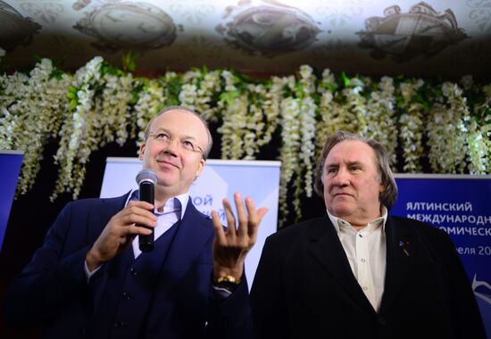 Gerard Depardieu at Crimean wine tasting