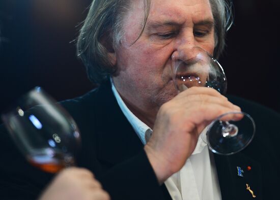 Gerard Depardieu at Crimean wine tasting