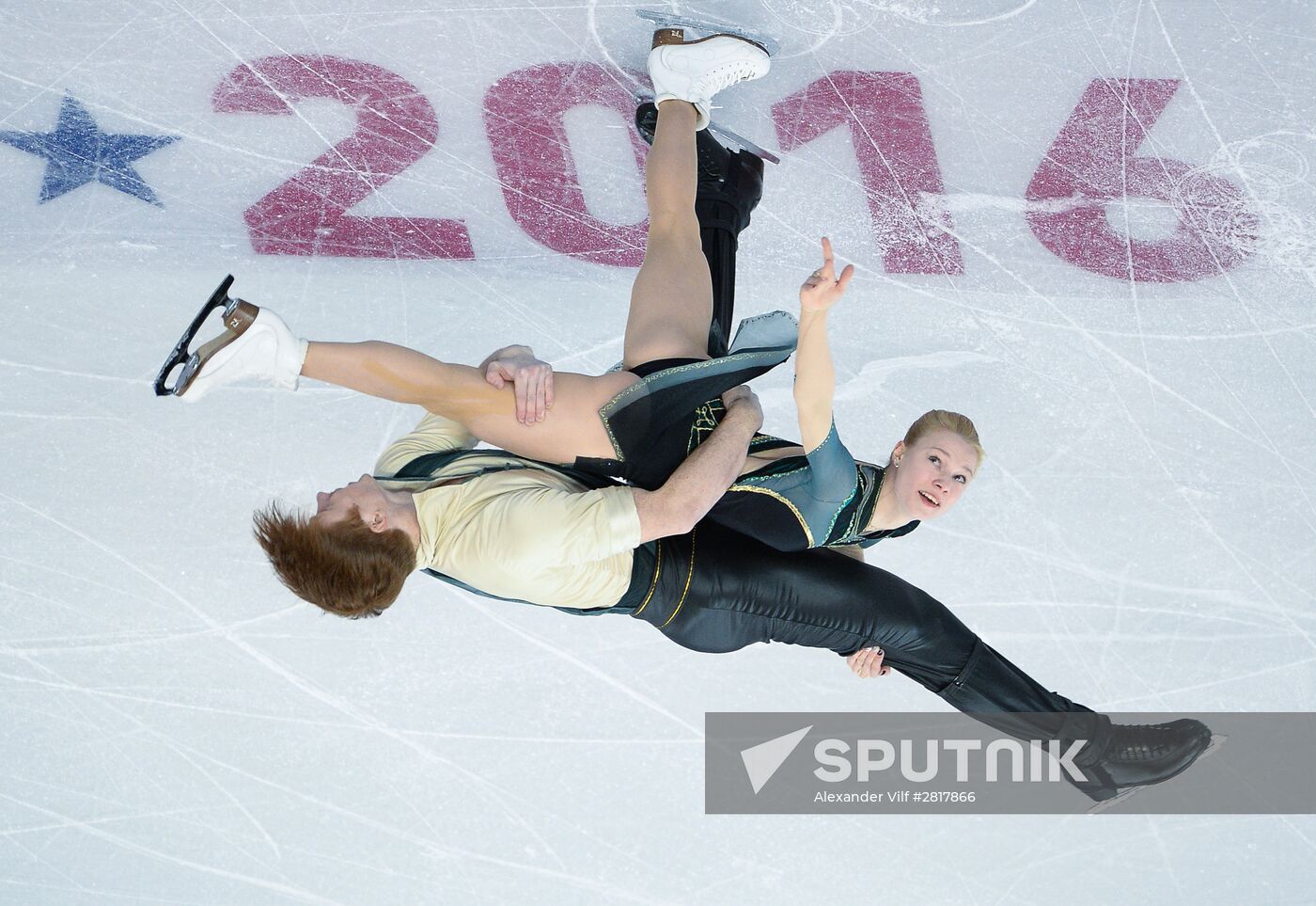World Figure Skating Championships. Pairs. Short program