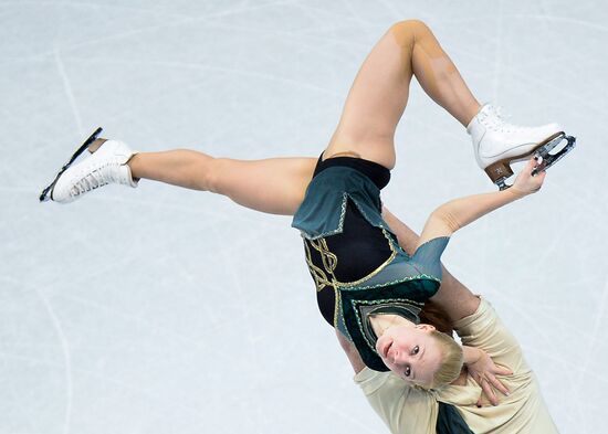 World Figure Skating Championships. Pairs. Short program