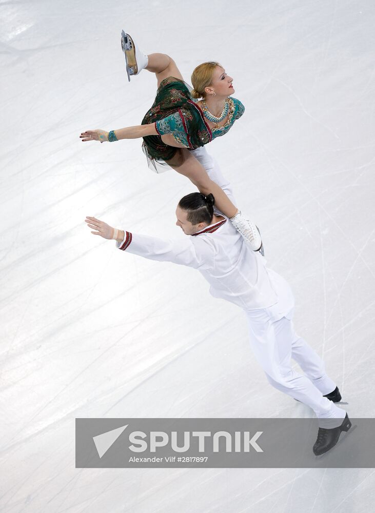 World Figure Skating Championships. Pairs. Short program