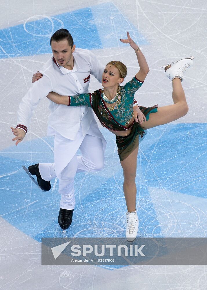 World Figure Skating Championships. Pairs. Short program