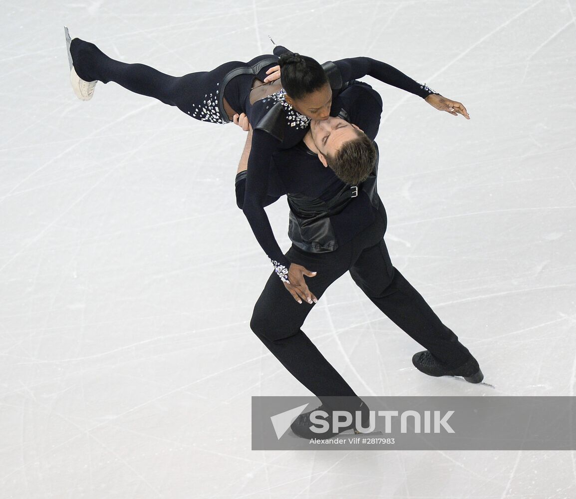 World Figure Skating Championships. Pairs. Short program