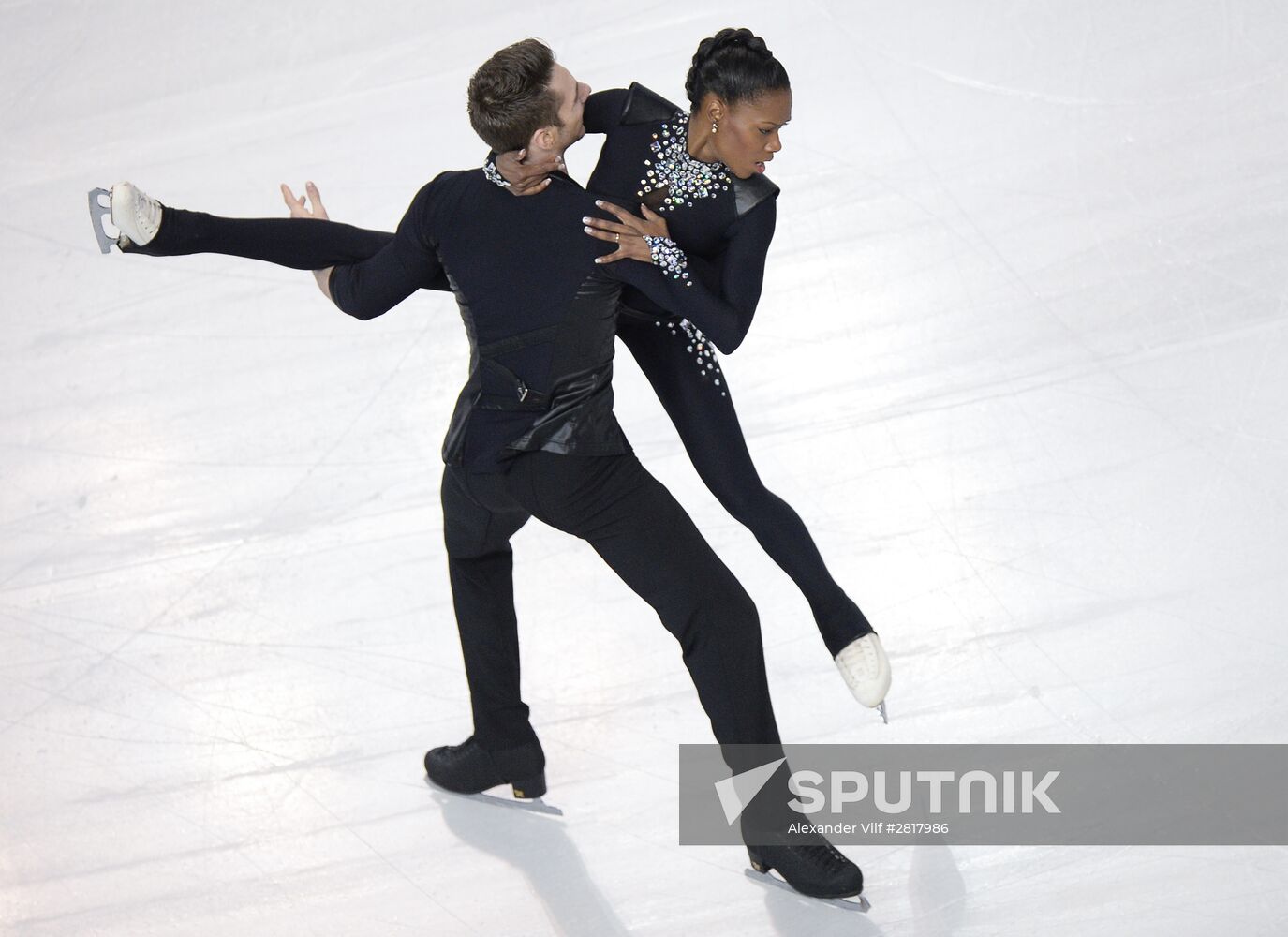 World Figure Skating Championships. Pairs. Short program