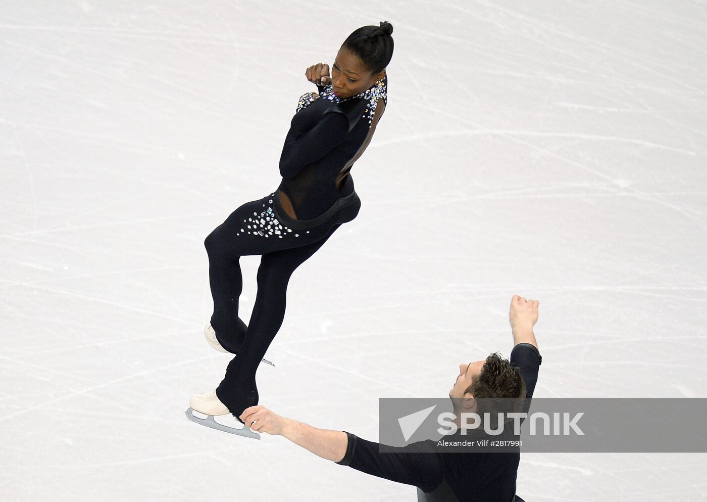 World Figure Skating Championships. Pairs. Short program