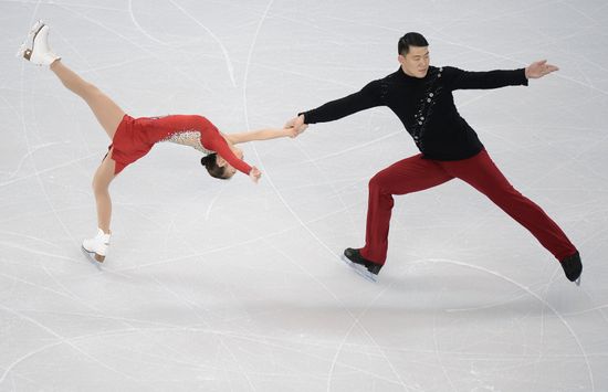 World Figure Skating Championships. Pairs. Short program