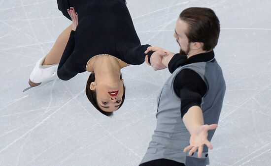 World Figure Skating Championships. Pairs. Short program