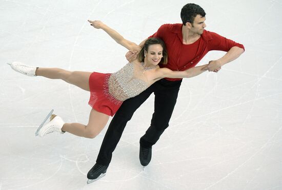 World Figure Skating Championships. Pairs. Short program