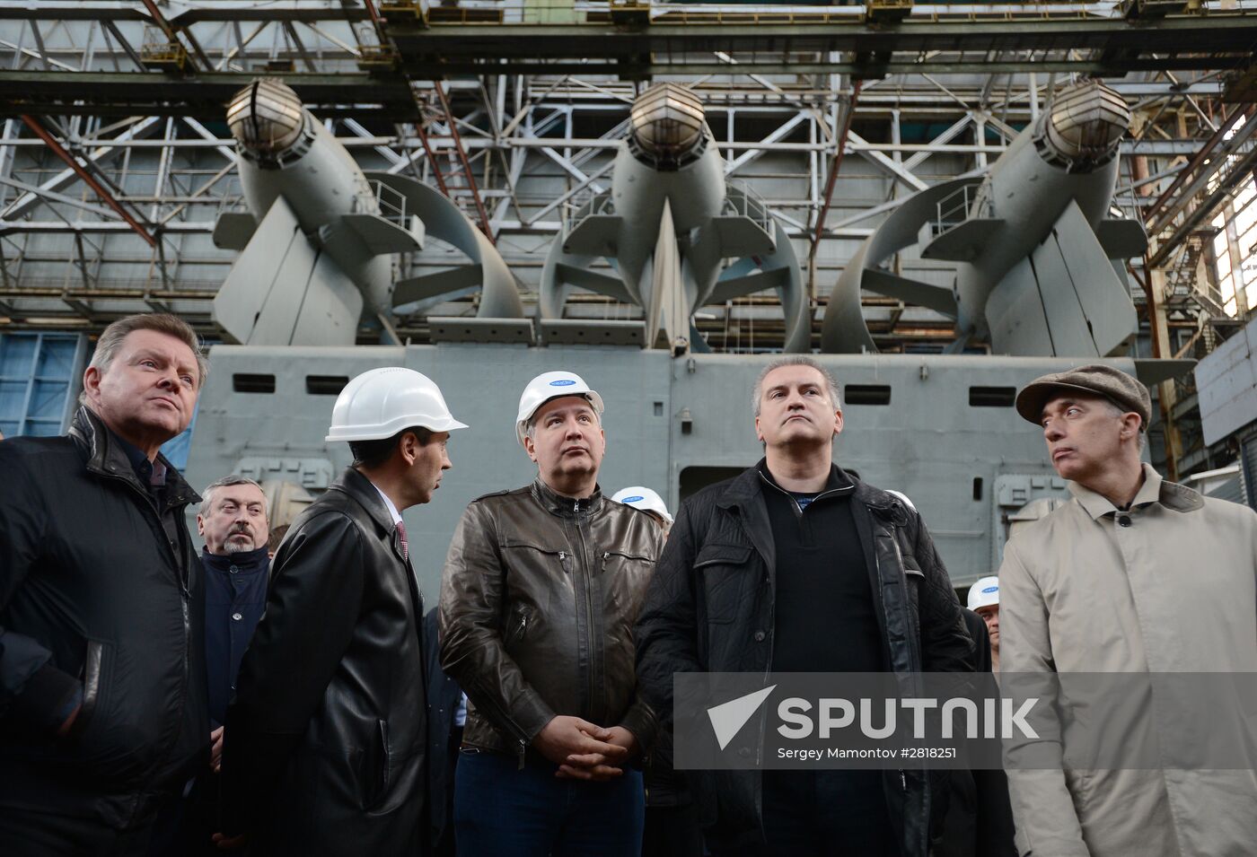 Dmitry Rogozin visits More plant in Feodosia