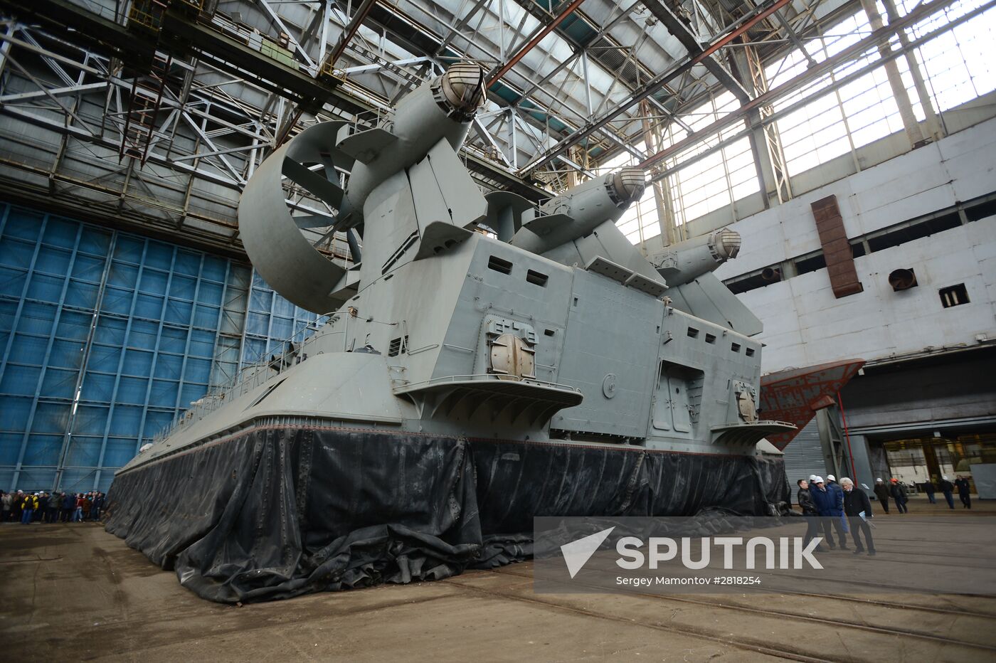 Dmitry Rogozin visits More plant in Feodosia
