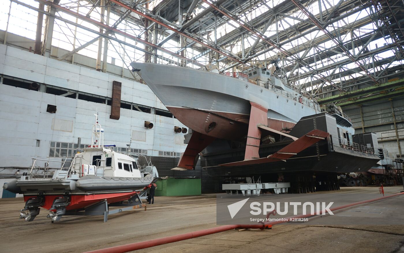Dmitry Rogozin visits More plant in Feodosia