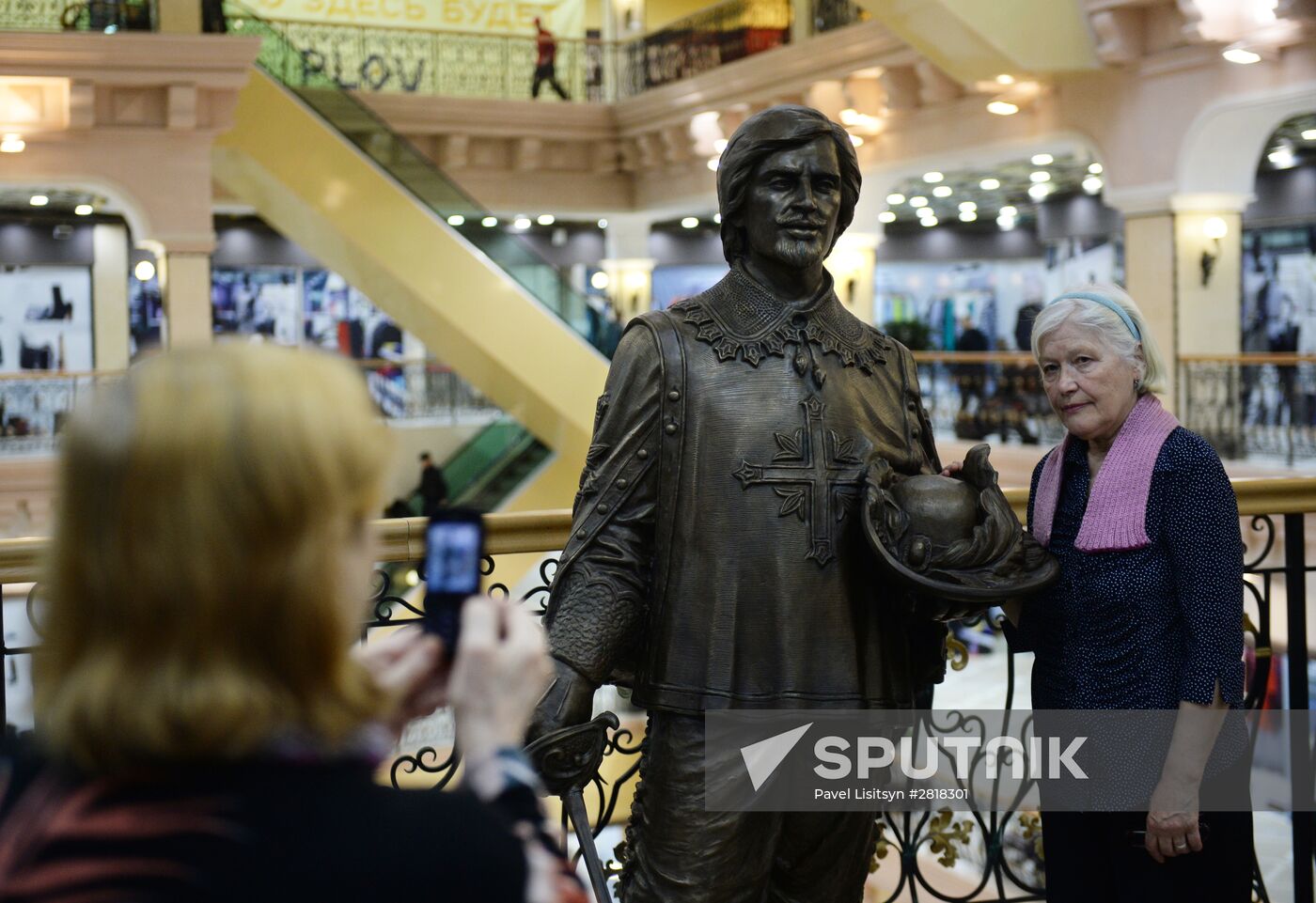 Sculptures of "D'Artagnan and Three Musketeers" movie characters unveiled in Yekaterinburg