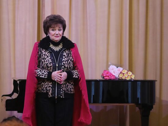 Tamara Sinyavskaya gives master class