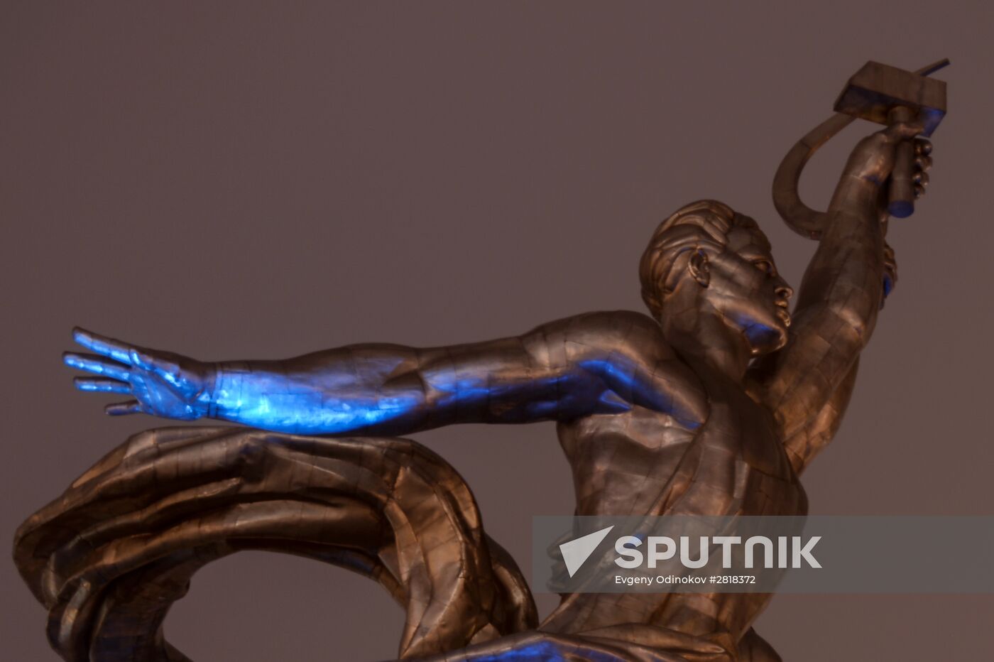 Light It Up Blue event in Russia