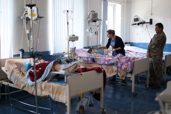 Children in the Republican Medical Center, Stepanakert