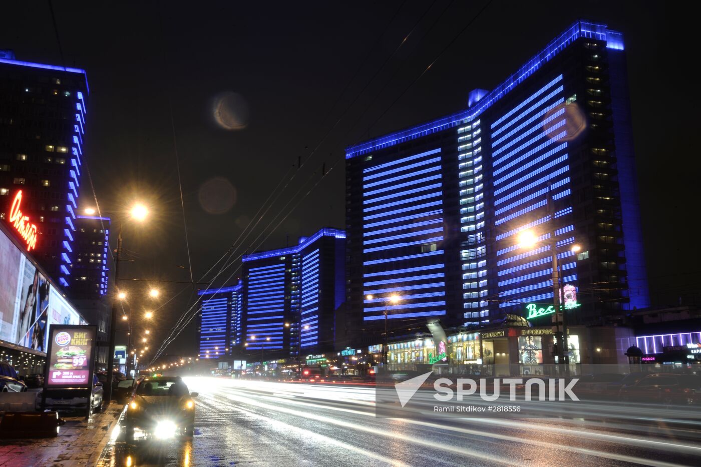 Light It Up Blue event in Russia
