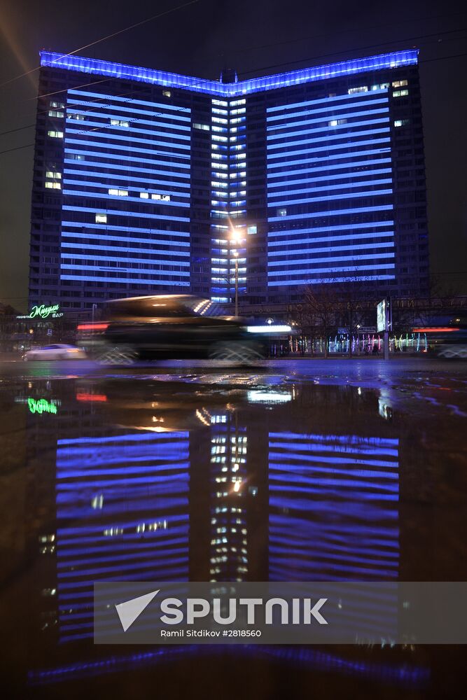 Light It Up Blue event in Russia