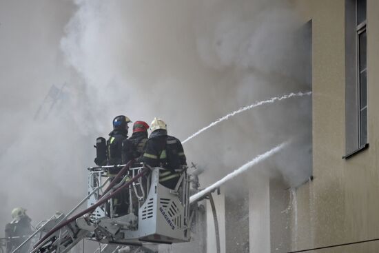 Fire in Moscow's Defense Ministry building
