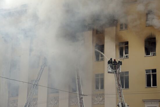 Fire in Moscow's Defense Ministry building