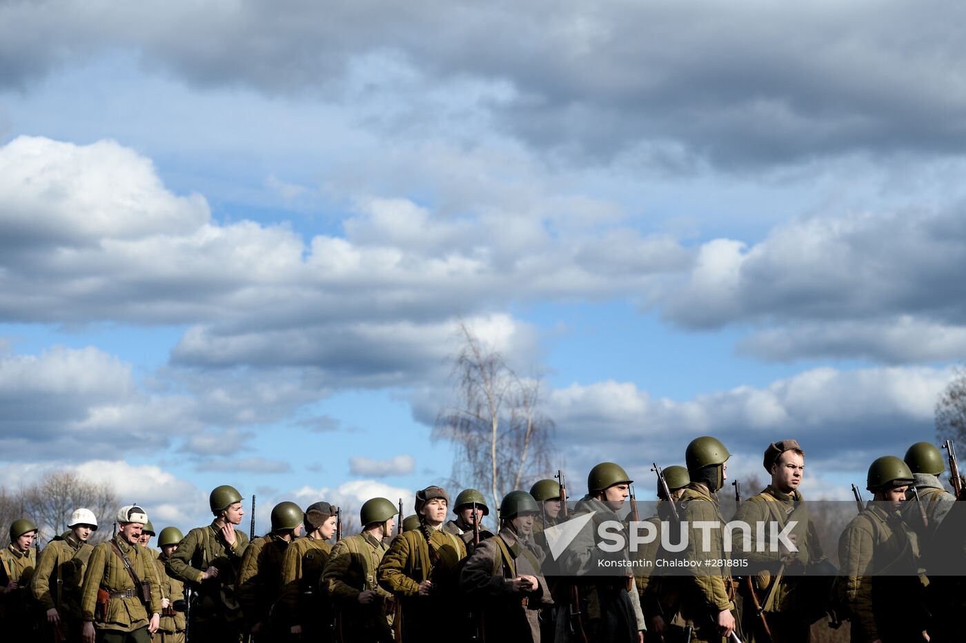 "A Forgotten Deed" military and historical reenactment in Novgorod Region