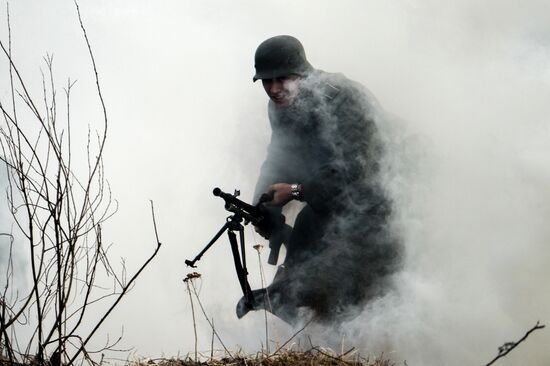 "A Forgotten Deed" military and historical reenactment in Novgorod Region