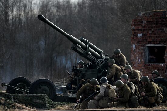 "A Forgotten Deed" military and historical reenactment in Novgorod Region