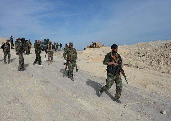 Syrian Army liberates city of al-Qaryatayn from militants