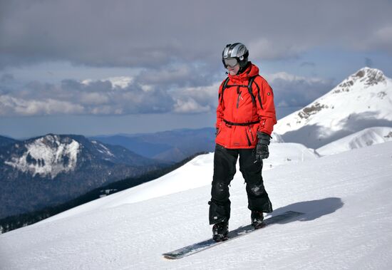 Skiing at Rosa Khutor Alpine Resort in spring