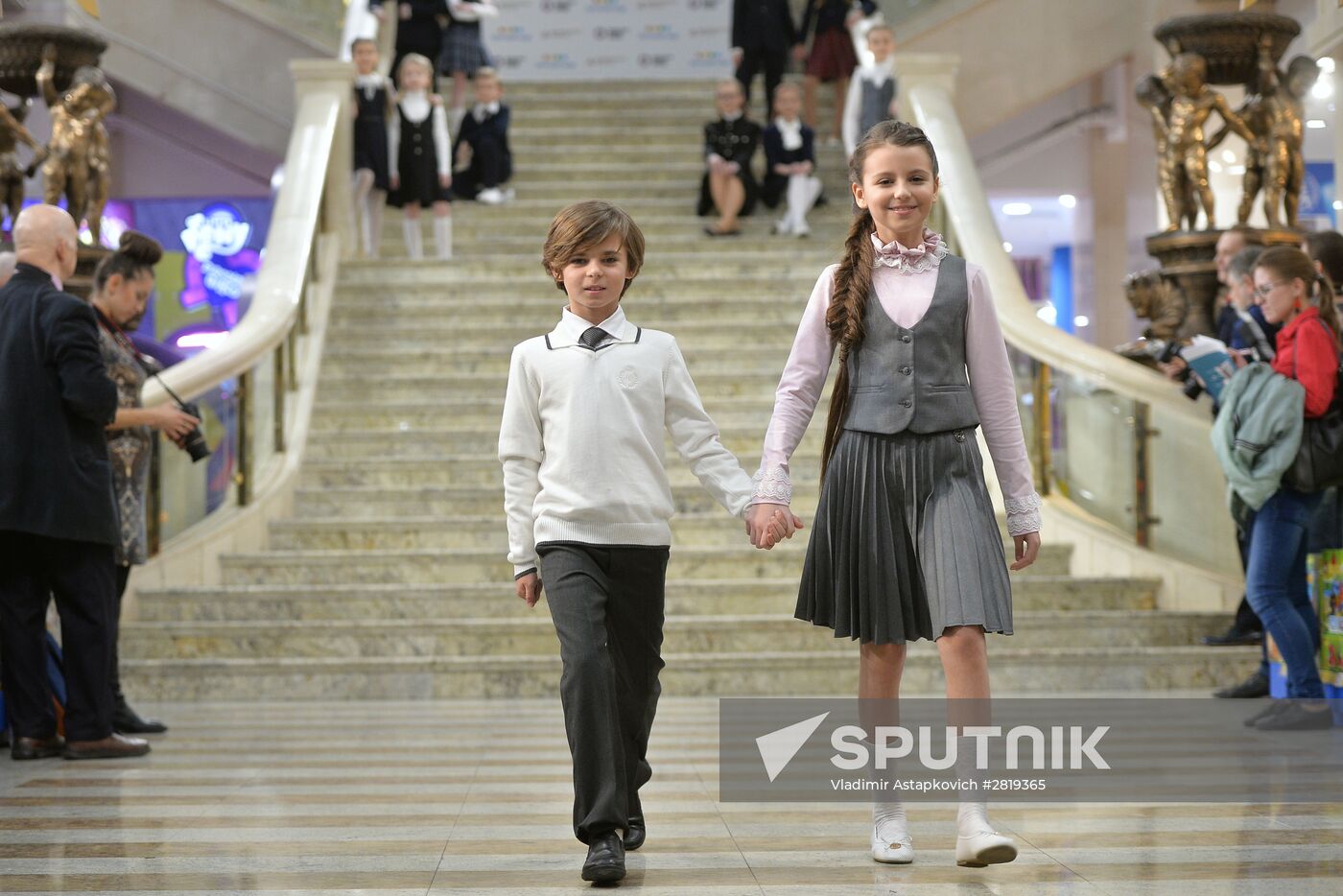 Moscow school uniform producers open their exhibition at Children's World atrium space