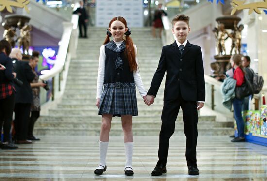 Moscow school uniform producers open their exhibition at Children's World atrium space