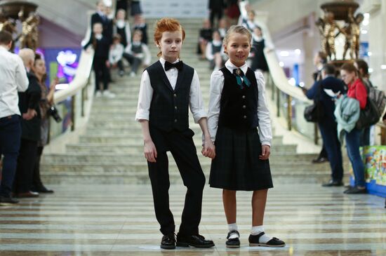 Moscow school uniform producers open their exhibition at Children's World atrium space