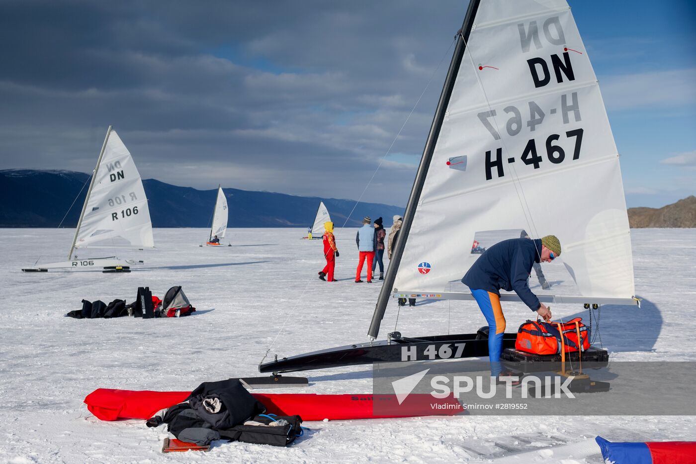 Baikal ice sailing week