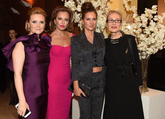 ELLE Russia brand marks 20th anniversary